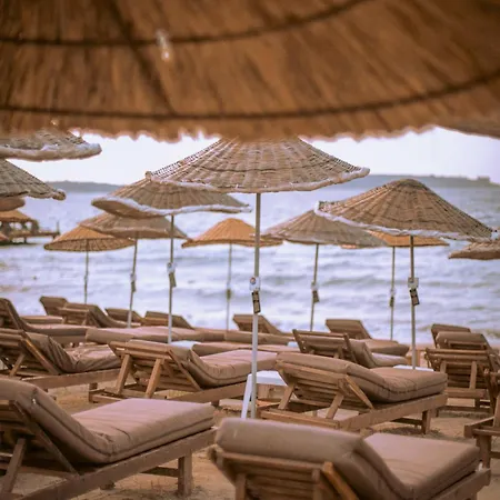 Smart Luxury & Szálloda Çeşme
