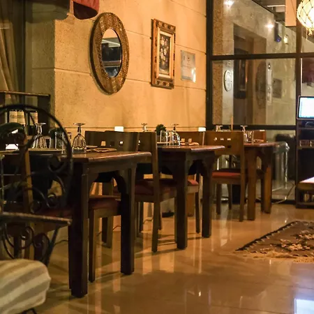 Smart Luxury & Hotell 3*