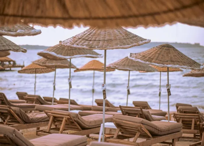 Smart Luxury & ホテル Çeşme