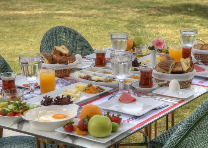 ホテル Smart Luxury & Çeşme