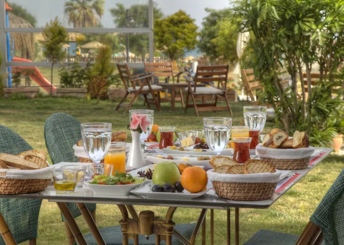 ホテル Smart Luxury & 3*